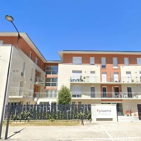 Domitys Le Jardin Des Lys Apart Otel 4*