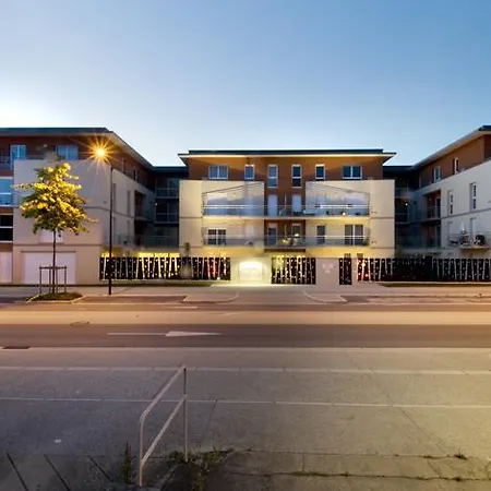 Lägenhetshotell Domitys Le Jardin Des Lys 4*