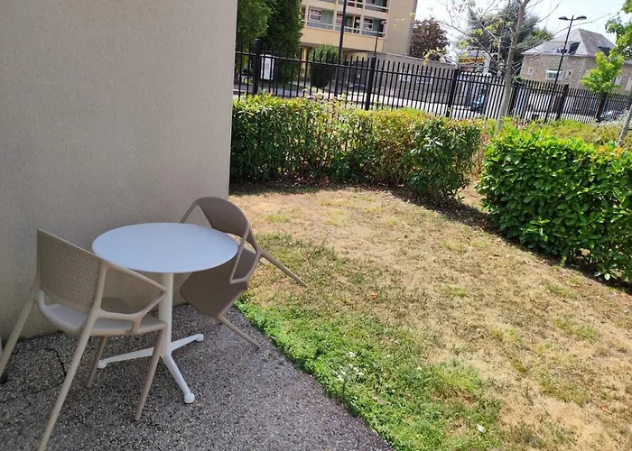 Domitys Le Jardin Des Lys Aparthotel Alencon